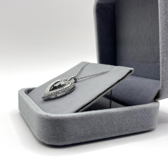 0.50 CT Natural Diamond Large Heart Sterling Silver Necklace - Picture 4 of 8